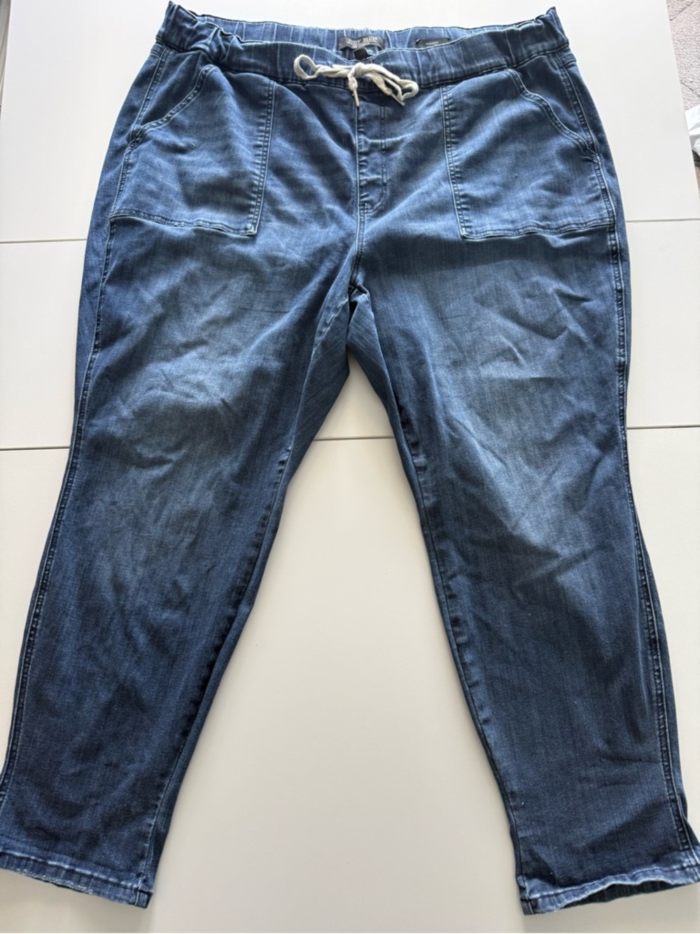 Judy Blue High-Rise Pull-On Joggers